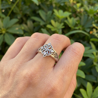 Vintage Trinity Celtic Knot Ring